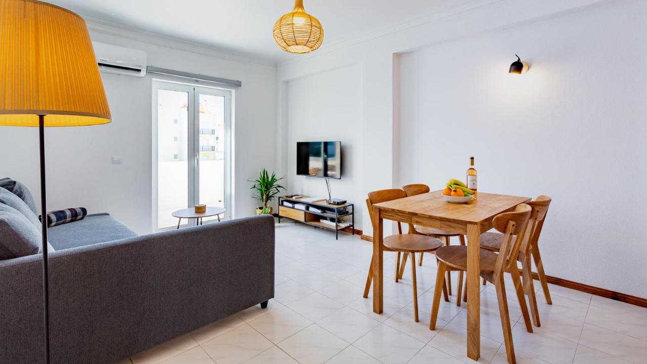 Bright 1Bdr Apartment W/Balcony By Lovelystay Vila Real de Santo António Екстериор снимка